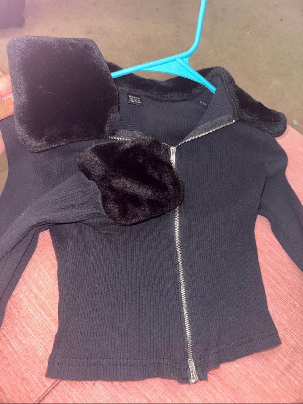 Uniqlo Black Ribbed Zip-Up Top with Faux Fur Trim